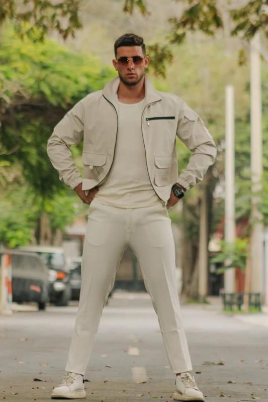 Mr. Brooklyn, modelo para fotografía de ropa en Gamarra - segunda foto